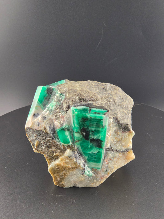 Emerald In Matrix